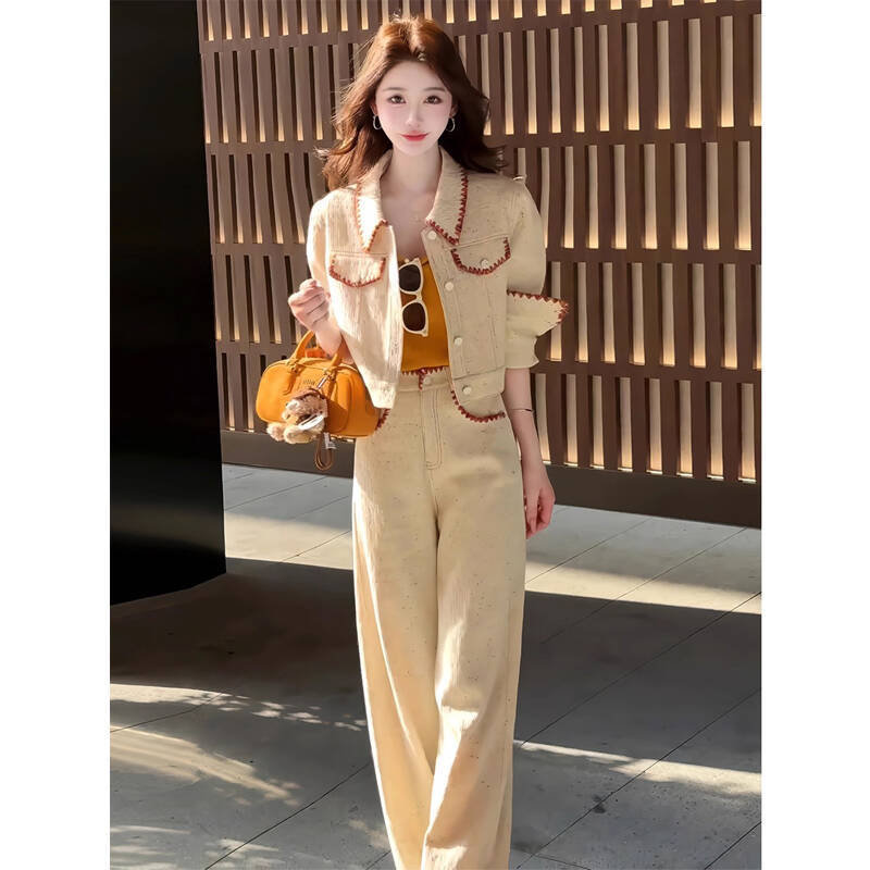 ラグジュアリー小香風セットアップ｜ジャケット×ワイドパンツ｜気品溢れる韓国風コーデ#小香風セットアップ #韓国ファッション #ラグジュアリーコーデ通勤にもデートにも使える、ラグジュアリーな韓国風コーデ。