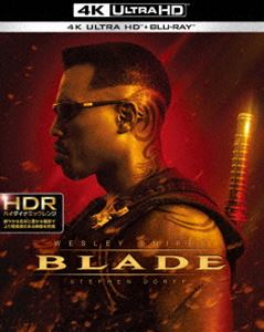 ブレイド詳しい納期他、ご注文時はお支払・送料・返品のページをご確認ください発売日2021/6/2関連キーワード：ウェズリースナイプス ブルーレイ BDブレイド ＜4K ULTRA HD ＆ ブルーレイセット＞ブレイド ジャンル 洋画アクション 監督 スティーブン・ノリントン 出演 ウェズリー・スナイプススティーブン・ドーフクリス・クリストファーソンウンブッシュ・ライトドナル・ローグ虐げられた魂ブレイド—半分人間、半分ヴァンパイアの混血児。ブレイドは師であり親代わりであり、夜の狩りの仲間であるウィスラーの指導のもと、己の殺人テクニックを鍛え上げる。そんな中、血に飢えたヴァンパイアのボス、ディーコン・フロストが人間に対し宣戦布告。人類が生き延びるための最後の希望は、ブレイドに託された。※こちらの商品は【Ultra HD Blu-ray】のため、対応する機器以外での再生はできません。封入特典Blu-ray（本編＋特典映像：メイキング “La Magra〜邪神の復活”／ブレイドの世界／コミックに迫る／吸血鬼の系譜）関連商品90年代洋画 種別 Ultra HD Blu-ray JAN 4548967449075 収録時間 120分 画面サイズ シネマスコープ カラー カラー 組枚数 2 製作年 1998 製作国 アメリカ 字幕 日本語 英語 音声 英語日本語DD（ステレオ） 販売元 NBCユニバーサル・エンターテイメントジャパン登録日2021/03/19