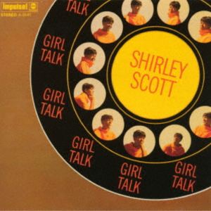 スコット シャーリー ガール トーク詳しい納期他、ご注文時はお支払・送料・返品のページをご確認ください発売日2025/12/3シャーリー・スコット（org） / ガール・トーク（限定盤／SHM-CD） ※アンコールプレスガール トーク ジャンル ジャズ・フュージョン海外ジャズ 関連キーワード シャーリー・スコット（org）ジョージ・デュヴィヴィエ（b）ミッキー・ローカー（ds）｀オルガン・ジャズの女王｀シャーリー・スコットが、当時のレギュラー・トリオで吹き込んだ隠れた傑作。ミュージカル・ナンバーやスタンダードを小気味よく聴かせる。バックの巧みなサポートも素晴らしい。　（C）RS限定盤／世界初CD化／impulse!65周年＋ジョン・コルトレーン生誕100周年記念／初回発売日：2011年9月14日／SHM-CD／24bitリマスタリング／録音年：1967年1月12日／収録場所：ニューヨーク封入特典解説付収録曲目11.ガール・トーク(3:23)2.カム・バック・トゥ・ミー(3:11)3.ウィル・ビー・トゥゲザー・アゲイン(3:44)4.ラヴ・ネスト(3:18)5.スウィンギン・ザ・ブルース(3:58)6.キープ・ザ・フェイス、ベイビー(3:49)7.シカゴ、マイ・カインド・オブ・タウン(4:51)8.オン・ザ・トレイル(3:47)9.ユーアー・ア・スウィートハート(3:31) 種別 CD JAN 4988005675149 収録時間 33分37秒 組枚数 1 製作年 2011 販売元 ユニバーサル ミュージック登録日2011/07/13