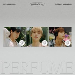 1ST MINI ALBUM ： PERFUME （DIGIPACK VER）詳しい納期他、ご注文時はお支払・送料・返品のページをご確認ください発売日2023/4/22DO JAE JUNG （NCT） / 1ST MINI ALBUM ： PERFUME （DIGIPACK VER）DO・JAE・JUNG（NCT） / 1STミニ・アルバム：パフューム（デジパック・ヴァージョン） ジャンル 洋楽アジアンポップス 関連キーワード DO・JAE・JUNG（NCT）DO JAE JUNG （NCT）NCTのドヨン、ジェヒョン、ジョンウから成るサブユニット、DO JAE JUNGの1集ミニアルバムがデジパック、Sminiバージョンでも発売決定!※バージョン3種あり（DOYOUNG、 JAEHYU、 JUNGWOO）、ランダム出荷収録内容1. Perfume2. Kiss3. Dive4.Strawberry Sunday5. Can We Go Back6. Ordinary関連商品K-POP 輸入盤 一覧はコチラ 種別 CD 【輸入盤】 JAN 8809755505189登録日2023/04/10