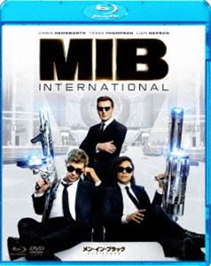 メンインブラックインターナショナルブルーレイアンドディーブイディーセット詳しい納期他、ご注文時はお支払・送料・返品のページをご確認ください発売日2019/10/23関連キーワード：クリスヘムズワース ブルーレイ BDメン・イン・ブラック：インターナショナル ブルーレイ＆DVDセットメンインブラックインターナショナルブルーレイアンドディーブイディーセット ジャンル 洋画SF 監督 F・ゲイリー・グレイ 出演 クリス・ヘムズワーステッサ・トンプソンクメイル・ナンジアニレベッカ・ファーガソンエマ・トンプソン黒いサングラスでブラックスーツに身を包み、地球上に生息するエイリアンの監視・取り締まりを行う最高機密機関「メン・イン・ブラック」（MIB）。エリート新人女性エージェントMは、ロンドン支部でイケメンチャラ男だが敏腕のエージェントHとチームを組み、MIB内部に潜伏するスパイを摘発する任務にあたる。ところが、スパイが仕掛けた裏工作により、逆に二人はMIBから追われる身となってしまい…。封入特典DVD（本編＋特典映像：NGシーン／新人とベテラン／MIBのアクションとスタント／MIBの秘密道具と乗り物／広がるMIBの世界／フランクとポーニィの映画談義／レ・ツインズ 華麗なるステージ／記憶消去されたあなたに：過去作品のおさらい／NBAを捜査するMIB）特典映像未公開シーン／エイリアン ショッピングCM／NGシーン／新人とベテラン／MIBのアクションとスタント／MIBの秘密道具と乗り物 ほか関連商品2019年公開の洋画 種別 Blu-ray JAN 4547462122278 収録時間 115分 画面サイズ シネマスコープ カラー カラー 組枚数 2 製作年 2019 製作国 アメリカ 字幕 日本語 英語 音声 英語DTS-HD Master Audio（5.1ch）日本語DTS-HD Master Audio（5.1ch） 販売元 ソニー・ピクチャーズ エンタテインメント登録日2019/08/16