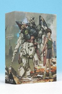 詳しい納期他、ご注文時はお支払・送料・返品のページをご確認ください発売日2017/6/23新機動戦記ガンダムW Blu-ray Box 1（特装限定版） ジャンル アニメガンダム 監督 池田成 出演 緑川光関俊彦中原茂折笠愛石野竜三人類が宇宙での生活を営む新時代、地球圏統一連合による宇宙コロニーの武力制圧に一部の居住者が反乱を起こした。A.C.195年、連合内部の軍事組織OZの壊滅を命ぜられた5人の少年達は、流星に偽装した5機のガンダムを駆って、地球へと降下し…。『新機動戦記ガンダムW』の原点、TVシリーズ第1〜25話を収録した、Blu-ray Box第1巻。封入特典描き下ろし収納Box（菱沼義仁、寺岡巌）／描き下ろしインナージャケット（筱雅律、あさぎ桜）／ブックレット／ドラマCD「BLIND TARGET-1【Blu-ray Box Edition】」特典映像オーディオコメンタリー関連商品サンライズ制作作品アニメ新機動戦記ガンダムWシリーズ90年代日本のテレビアニメ【GUN DAM W】セット販売はコチラ 種別 Blu-ray JAN 4934569362346 収録時間 599分 カラー カラー 組枚数 5 製作年 1995 製作国 日本 音声 リニアPCM（ステレオ） 販売元 バンダイナムコフィルムワークス登録日2017/03/17