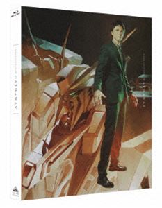 詳しい納期他、ご注文時はお支払・送料・返品のページをご確認ください発売日2021/11/26関連キーワード：ガンダムせんこうのハサウェイ ブルーレイ機動戦士ガンダム 閃光のハサウェイ（Blu-ray特装限定版） ジャンル アニメアニメ映画 監督 村瀬修功 出演 小野賢章上田麗奈諏訪部順一斉藤壮馬津田健次郎U.C.0105—。腐敗した地球連邦政府に抵抗を開始したのが、反地球連邦政府運動「マフティー」だ。リーダーの「マフティー・ナビーユ・エリン」の正体は、連邦軍大佐ブライト・ノアの息子「ハサウェイ」であった。アムロとシャアの理念と理想、意志を宿した戦士として道を切り拓こうとするハサウェイだが、連邦軍大佐ケネス・スレッグと謎の美少女ギギ・アンダルシアとの出会いがその運命を大きく変えていく…。封入特典特製ブックレット／オリジナルサウンドトラックCD（音楽：澤野弘之）／キャラクターデザイン・pablo uchida描き下ろしスリーブケース／特典ディスク【Blu-ray】特典映像トレーラー／特報映像1／特報映像2／ティザーPV／予告1／オーディオコメンタリー特典ディスク内容GUNDAM FAN GATHERING -『閃光のハサウェイ』Heirs to GUNDAM-／GUNPLA EXPO 2020『機動戦士ガンダム 閃光のハサウェイ』スペシャルステージ ほか関連商品機動戦士ガンダム 閃光のハサウェイ関連商品サンライズ制作作品機動戦士ガンダム宇宙世紀シリーズ2020年代日本のアニメ映画 種別 Blu-ray JAN 4934569366405 収録時間 95分 カラー カラー 組枚数 3 製作年 2021 製作国 日本 字幕 日本語 英語 仏語 韓国語 タイ語 中国語 音声 ドルビーアトモスリニアPCM（ステレオ） 販売元 バンダイナムコフィルムワークス登録日2021/09/13