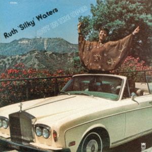 シルキーウォータース ルース アウト イン ザ オープン プラス1詳しい納期他、ご注文時はお支払・送料・返品のページをご確認ください発売日2025/10/15関連キーワード：アルバムルース・シルキー・ウォータース / アウト・イン・ザ・オープン ＋1アウト イン ザ オープン プラス1 ジャンル 洋楽ソウル/R&B 関連キーワード ルース・シルキー・ウォータースSilver　Conventionのプロデューサー、Michael　KunzeとJohn　Davisによって見出されたソウル／R＆B・シンガー、Ruth　｀Silky｀　Waters　のセカンド・アル　バム。John　Davisプロデュースによるタイトル　曲「Out　In　The　Open」「Everybody　Loves　A　Good　Funk」などファンキーな楽曲を中心に構成された、ソウル・マニアの間で人気の高いレア盤。世界初CD化。　（C）RS世界初CD化／ボーナストラック収録／デジタルリマスタリング／1980年作品※こちらの商品はインディーズ盤のため、在庫確認にお時間を頂く場合がございます。封入特典解説付収録曲目11.アウト・イン・ジ・オープン(4:01)2.ホワット・ユー・ドゥ・トゥ・ミー(3:27)3.イフ・ゼアズ・ア・ロード(3:22)4.ドリーム・セラー(4:14)5.アイ・キャン・ビー・エニシング・アイ・ウォント・トゥ・ビー(4:35)6.エイント・ネヴァー・ビーン・ア・ラヴ・ライク・ディス・ワン(2:57)7.シンプル・シングス・ユー・ドゥ(3:33)8.エブリバディ・ラヴズ・ア・グッド・ファンク(4:19)9.アウト・イン・ジ・オープン （シングル・バージョン） （Bonus Tracks）(3:24) 種別 CD JAN 4526180735427 収録時間 33分54秒 組枚数 1 製作年 2025 販売元 ウルトラ・ヴァイヴ登録日2025/09/11