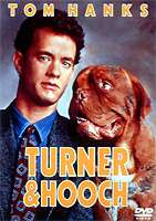詳しい納期他、ご注文時はお支払・送料・返品のページをご確認ください発売日2006/4/19ターナー＆フーチ すてきな相棒 ジャンル 洋画コメディ 監督 ロジャー・スポティスウッド 出演 トム・ハンクスメア・ウィニングハムクレイグ・T・ネルソン潔癖症の警察捜査官・ターナーと、粗野で巨大な犬・フーチが、ひょんなことからコンビを組むことになったことから始まるドタバタ劇を描いたアクション・コメディ。主演は、オスカー常連俳優、トム・ハンクス。監督を務めたのは、｢007/トゥモロー・ネバー・ダイ｣のロジャー・スポティスウッド。スコット・ターナー(トム・ハンクス)は小さな港町の警察捜査官。異常なまでにキレイ好きな彼の身辺はカンペキに整理されている。ある日、ターナーと仲の良かった船上生活者のエーモスじいさんが何者かに殺された。それ以前に起こった海岸で子供が不審な現金を拾ったという事件と何か関係があるらしい。ターナーは早速捜査を開始することにした。殺されたエーモスじいさんは、ターナーにとんでもない”お荷物”を残していった。粗野で巨大でフケツなブス犬のフーチだ。泣く泣く連れ帰ったターナーの家に同居することになったフーチは、”カンペキ”なターナーの部屋を住み易くするため、めっちゃくちゃに散らかしまくるのだった・・・。封入特典ピクチャー・ディスク 種別 DVD JAN 4959241931474 収録時間 99分 画面サイズ ビスタ カラー カラー 組枚数 1 製作年 1989 製作国 アメリカ 字幕 日本語 英語 音声 英語DD（5.1ch） 販売元 ウォルト・ディズニー・ジャパン登録日2006/03/01