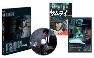 サムライ詳しい納期他、ご注文時はお支払・送料・返品のページをご確認ください発売日2026/9/11関連キーワード：アランドロン ブルーレイ BD 映画 Le Samourai アランドロンサムライ 4Kレストア UHDサムライ ジャンル 洋画ドラマ全般 監督 ジャン＝ピエール・メルヴィル 出演 アラン・ドロンナタリー・ドロンカティ・ロジエフランソワ・ペリエロジェ・フラデ小鳥、殺風景なアパート、中折れ帽にトレンチコート。孤独な殺し屋、2日間の物語。中折れ帽とトレンチコートを身にまとい、殺風景なパリのアパートで一羽の小鳥と暮らす殺し屋ジェフ・コステロ。いつものように完璧なアリバイを用意し、首尾よく任務を遂行した彼は、現場を立ち去る際、ピアニストのヴァレリーに顔を見られてしまう─。※こちらの商品は【Ultra HD Blu-ray】のため、対応する機器以外での再生はできません。封入特典ポストカードセット特典映像「サムライ」の修復作業／ジャン＝ピエール・メルヴィルとの友情／ジャン＝ピエール・メルヴィルが与えた影響／ジャン＝ピエール・メルヴィルと映画音楽／「サムライ」テイラー・ハックフォードの解説／オリジナル劇場予告編関連商品60年代洋画 種別 Ultra HD Blu-ray JAN 4571519937485 収録時間 105分 画面サイズ ビスタ カラー カラー 組枚数 1 製作年 1967 製作国 フランス、イタリア 字幕 日本語 音声 仏語リニアPCM（モノラル）日本語リニアPCM（モノラル） 販売元 TCエンタテインメント登録日2026/06/05