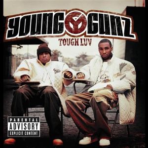 TOUGH LUV詳しい納期他、ご注文時はお支払・送料・返品のページをご確認ください発売日2004/2/24YOUNG GUNZ / TOUGH LUVヤング・ガンズ / タフ・ラヴ ジャンル 洋楽ラップ/ヒップホップ 関連キーワード ヤング・ガンズYOUNG GUNZ地元フィラデルフィアから遂にデビューする事となった二人組み、ヤング・ガンズ!!ツアー、“Rock The Mic”でジェイ・Z ビーニー・シーゲル、メンフィス・ブリークそして他ロッカフェラのメンバー等と一緒にツアー参加中、彼らのシングル「Can’t Stop、Won’t Stop」がラジオで大量オンエアーされ爆発的ヒットとなり、米ビルボード・チャートのHip-Hop／R＆Bチャートでは10位、ビルボード・シングル・チャートでは15位を記録!!そしてこのシングルが収録されたアルバム「State Property Presents The Chain Gang Vol.II」は発売1週目にして7万枚の売り上げを記録するなどこちらも大ヒット。そして今回の注目シングル「No Better Love」が収録された今作は更に目が離せない大注目アイテム! 種別 CD 【輸入盤】 JAN 0602498616635 登録日2012/02/08