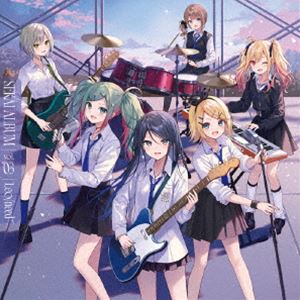 レオニード レオ ニード セカイ アルバム ボリューム 3詳しい納期他、ご注文時はお支払・送料・返品のページをご確認ください発売日2025/6/25関連キーワード：leoneed プロジェクトセカイ プロセカ セカイアルバム 世界アルバム アルバム レオニ れおにーど れおにLeo／need / Leo／need SEKAI ALBUM vol.3（通常盤）レオ ニード セカイ アルバム ボリューム 3 ジャンル アニメ・ゲームゲーム音楽 関連キーワード Leo／needスマートフォン向けリズムゲーム『プロジェクトセカイ　カラフルステージ！　Feat．　初音ミク』に登場する幼馴染みバンドユニット、Leo／needのSEKAI　ALBUM　vol．3。「glow」「サマータイムレコード」「天樂」「初めての恋が終わる時」「ハイドアンド・シーク」ほか、Leo／needメンバーとバーチャル・シンガーたちが歌唱するセカイver．を12曲収録。　（C）RS通常盤／同時発売グッズ付初回生産限定盤はBRMM-10899封入特典オリジナルステッカー／ヴァイスシュヴァルツ特製PRカード封入（以上2点、初回生産分のみ特典）収録曲目11.glow(4:44)2.サマータイムレコード(4:37)3.天樂(4:36)4.初めての恋が終わる時(5:16)5.ハイドアンド・シーク(4:26)6.幾望の月(4:52)7.東京テディベア(3:12)8.抜錨(3:24)9.林檎売りの泡沫少女(6:00)10.モザイクロール （Reloaded）(2:41)11.ワールド・ランプシェード ［reunion］(5:12)12.Henceforth(3:57)関連商品プロジェクトセカイ関連商品 種別 CD JAN 4562494358709 収録時間 53分01秒 組枚数 1 製作年 2025 販売元 ブシロードミュージック登録日2025/01/24