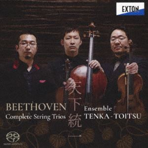 アンサンブルテンカトウイツ ベートーベン ゲンガクサンジュウソウキョクゼンシュウ詳しい納期他、ご注文時はお支払・送料・返品のページをご確認ください発売日2025/4/16関連キーワード：アルバムアンサンブル天下統一 / ベートーヴェン：弦楽三重奏曲全集（HQ-Hybrid CD）ベートーベン ゲンガクサンジュウソウキョクゼンシュウ ジャンル クラシック室内楽曲 関連キーワード アンサンブル天下統一長原幸太（vn）鈴木康浩（va）中木健二（vc）HQ-Hybrid CD／録音：2024年8月13-14日、12月6-7、9-10日 岡崎市シビックセンター、コンサートホール※こちらの商品はインディーズ盤のため、在庫確認にお時間を頂く場合がございます。収録曲目11.弦楽三重奏曲 変ホ長調 作品3 1 Allegro con brio(11:48)2.弦楽三重奏曲 変ホ長調 作品3 2 Andante(7:05)3.弦楽三重奏曲 変ホ長調 作品3 3 Menuetto： Allegretto(3:42)4.弦楽三重奏曲 変ホ長調 作品3 4 Adagio(8:41)5.弦楽三重奏曲 変ホ長調 作品3 5 Menuetto： Moderato(3:31)6.弦楽三重奏曲 変ホ長調 作品3 6 Finale： Allegro(6:23)7.ヴァイオリン、ヴィオラとチェロのためのセレナーデ ニ長調 作品8 1 Marcia： Allegro(2:23)8.ヴァイオリン、ヴィオラとチェロのためのセレナーデ ニ長調 作品8 2 Adagio(5:11)9.ヴァイオリン、ヴィオラとチェロのためのセレナーデ ニ長調 作品8 3 Menuetto： Alleg(2:17)10.ヴァイオリン、ヴィオラとチェロのためのセレナーデ ニ長調 作品8 4 Adagio - Scherz(4:15)11.ヴァイオリン、ヴィオラとチェロのためのセレナーデ ニ長調 作品8 5 Allegretto alla(3:26)12.ヴァイオリン、ヴィオラとチェロのためのセレナーデ ニ長調 作品8 6 Thema con Varia(9:09)21.弦楽三重奏曲 ト長調 作品9-1 1 Adagio - Allegro con brio(9:53)2.弦楽三重奏曲 ト長調 作品9-1 2 Adagio ma non tanto e cantabile(8:15)3.弦楽三重奏曲 ト長調 作品9-1 3 Scherzo： Allegro(5:53)4.弦楽三重奏曲 ト長調 作品9-1 4 Presto(5:10)5.弦楽三重奏曲 ニ長調 作品9-2 1 Allegretto(7:55)6.弦楽三重奏曲 ニ長調 作品9-2 2 Andante quasi allegretto(5:17)7.弦楽三重奏曲 ニ長調 作品9-2 3 Menuetto： Allegro(4:32)8.弦楽三重奏曲 ニ長調 作品9-2 4 Rondo： Allegro(6:52)9.弦楽三重奏曲 ハ短調 作品9-3 1 Allegro con spirito(8:18)10.弦楽三重奏曲 ハ短調 作品9-3 2 Adagio con espressione(6:20)11.弦楽三重奏曲 ハ短調 作品9-3 3 Scherzo： Allegro molto e vivace(3:17)12.弦楽三重奏曲 ハ短調 作品9-3 4 Finale： Presto(5:44) 種別 CD JAN 4526977008758 収録時間 145分27秒 組枚数 2 製作年 2025 販売元 オクタヴィア・レコード登録日2025/04/01