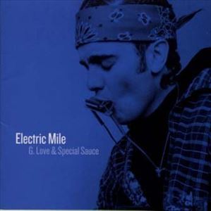 ジーラブアンドスペシャルソース イレクトリックマイル詳しい納期他、ご注文時はお支払・送料・返品のページをご確認ください発売日2001/4/18G.ラヴ＆スペシャル・ソース / イレクトリック・マイルイレクトリックマイル ジャンル 洋楽ロック 関連キーワード G.ラヴ＆スペシャル・ソース『フィラデルフォニック』に続く通算5枚目のアルバム。 （C）RS収録曲目11.ユニファイド(3:07)2.プレイズ・アップ(3:43)3.ナイト・オブ・ザ・リヴィング・デッド(4:37)4.パラサイト(6:20)5.ホープレス・ケース(3:44)6.フリー・アット・ラスト(2:23)7.シャイ・ガール(3:33)8.レイン・ジャム(1:04)9.イレクトリック・マイル(3:45)10.サラズ・ソング(5:00)11.ワン・ハンドレッド・マジック・リングス(3:53)12.ポイズン(4:20)13.フリー・アット・ラスト （リプライズ）(6:26)14.ハンマー （bonus tracks）(4:08)15.ラヴィン （bonus tracks）(7:09) 種別 CD JAN 4988010830786 収録時間 63分12秒 組枚数 1 製作年 2001 販売元 ソニー・ミュージックソリューションズ登録日2006/10/20