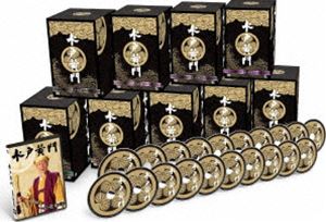 詳しい納期他、ご注文時はお支払・送料・返品のページをご確認ください発売日2013/11/27水戸黄門DVD-BOX 第二十部 上巻 ジャンル 国内TV時代劇 監督 出演 西村晃水戸黄門（西村晃版）をDVD-BOX化!水戸藩主で権中納言であった徳川光圀公が、越後の縮緬問屋のご隠居さんを装い、諸国漫遊の旅へ。各地で遭遇するさまざまな事件を解決するため、悪家老、悪代官、悪徳商人などを懲らしめる!!第二十部 上巻を収録。封入特典BOX仕様関連商品時代劇水戸黄門　西村晃版90年代日本のテレビドラマセット販売はコチラ 種別 DVD JAN 4988064626830 組枚数 6 製作国 日本 販売元 エイベックス・ピクチャーズ登録日2013/10/01