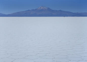 5��Φ Trails Into the Unknown