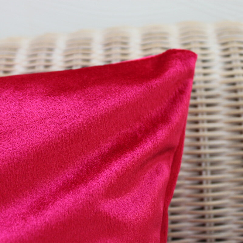 【2BUY200円OFFクーポン対象】クッションカバー レッド 45cm 赤色 ベルベット 単品 無地 シンプル 北欧 45×45 おしゃれ 四角 かわいい 正方形 可愛い カバーのみ ギフト プレゼント 送料無料 [2]