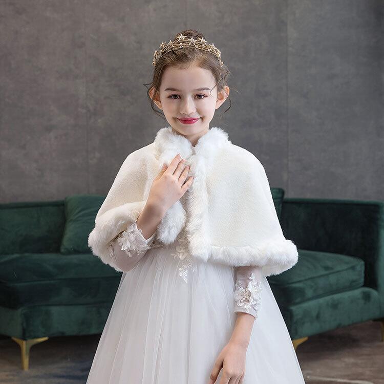 乐天商城 - 即納　ベビー・子供用ケープ 半袖　もこもこハートケープ 子供 ボレロ キッズ フォーマルショール 秋冬 ドレスショール コート 七五三 ボレロ ケープ 結婚式 子ども ショール あったかい おしゃれ ショール 発表会 子ども服 キッズ 90-150cm ホワイト ふわふわ　暖かい