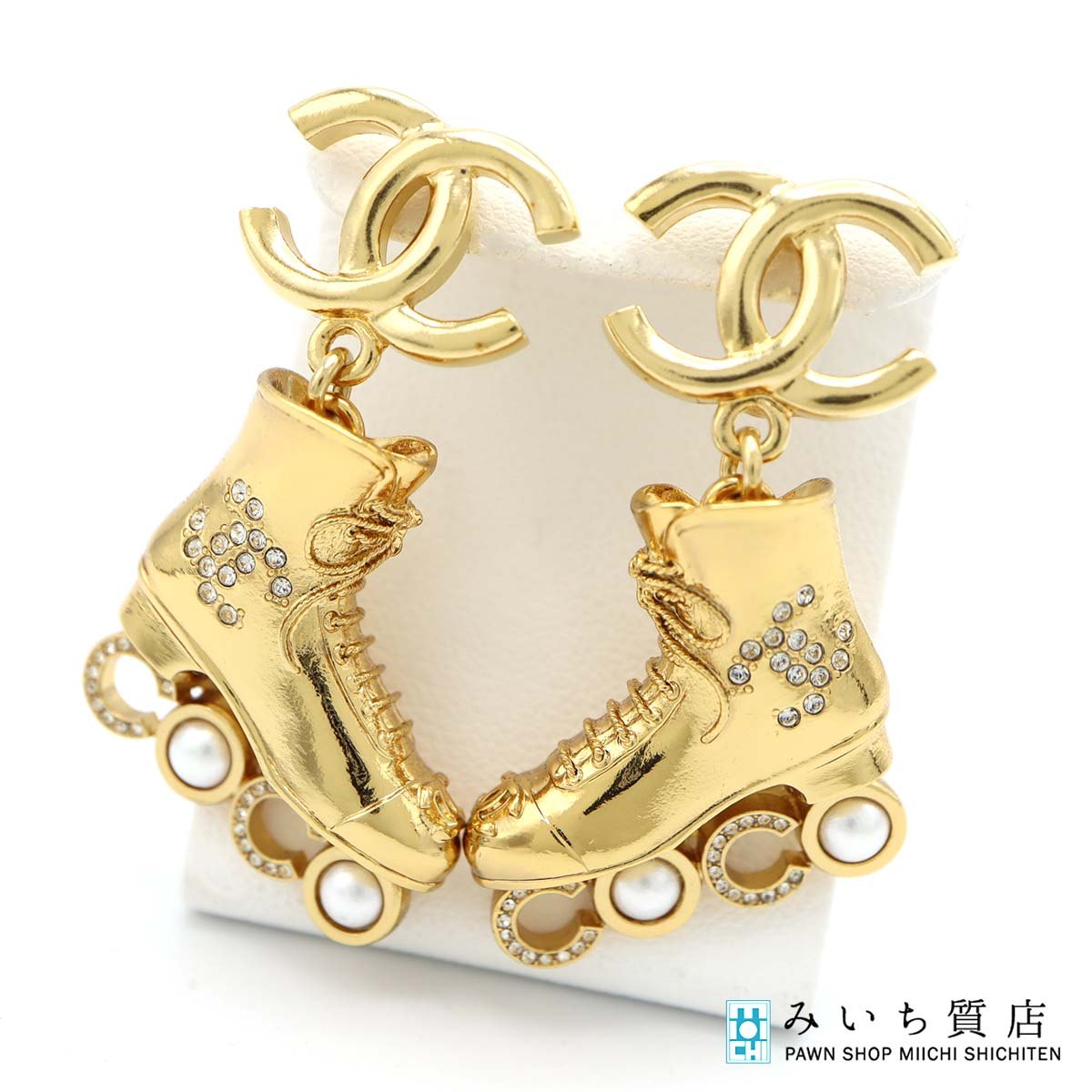 質屋 CHANEL シャネル ローラースケート ピアス F24 COCO ココマーク フェイクパール ラインストーン ゴールドカラー H18042 みいち質店のサムネイル