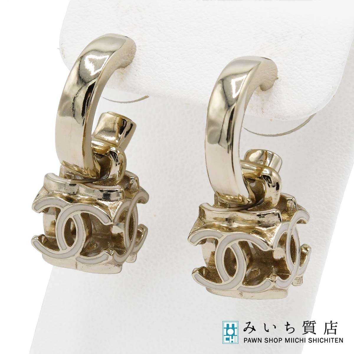 Rakuten - 質屋 CHANEL シャネル ピアス A22K ココマーク フープ ダイス AB9567 シャンパンゴールド金具 箱あり ポスト曲がり M4292 みいち質店