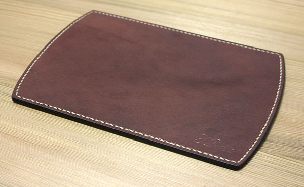 【在庫限り】栃木レザー レザーマウスパッド 在庫限定アイテム 人気のチョコとレッド クラフト【ゆうパケット対応】送料無料 2