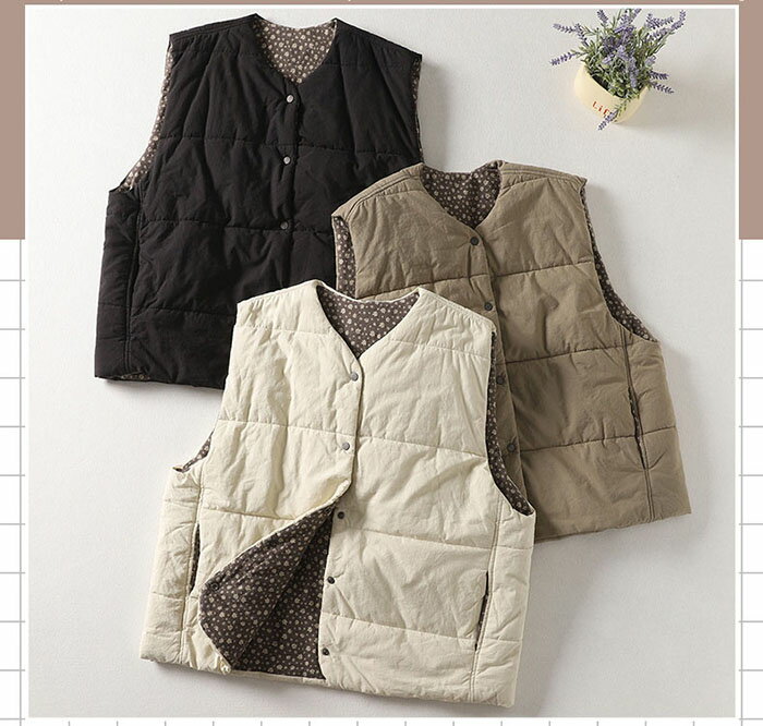 三笠　楽天市場店のベスト レディース 中綿ベスト 秋冬 キルティングベスト ノースリーブ ライトアウター 前開き クルーネック トップス 裏花柄 暖か 重ね着 レイヤード ゆったり 防寒 上着 カジュアル オシャレ 大きいサイズ ブラック ホワイト 送料無料｜アングル2