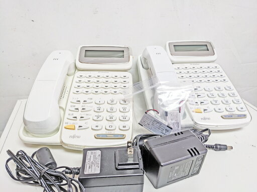【中古】【富士通】D-station 32CC2(FC776CC2) 24ボタン漢字カールコードレス電話機 コード付きセット※弊社主装置がなく未試験品のため特価品になります。2台セット品 【中古】【富士通】D-station 32CC2(FC776CC2) 24ボタン漢字カールコードレス電話機 コード付きセット※弊社主装置がなく未試験品のため特価品になります。2台セット品