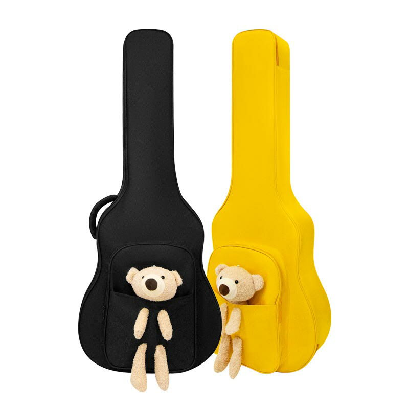 1. ギターバッグは古典的な織り方と繊維コーティング処理を施した600D防水オックスフォード生地で作られており、生地は耐久性があり、傷つきにくく、防水性があり、損傷しにくいです。 2.幅広のハンドルは手にフィットするように設計されており、フロントハンドルとサイドハンドルの2つの持ち運び方法があり、滑らかで厚みがあり、金属製のアクセサリーは非常に丈夫です。 3. ギターバッグは、厚みのあるコットンの通気性のあるショルダーストラップと、通気性、耐圧性、耐衝撃性のある多層ハニカム弾性フォームバックパッドを使用し、快適な持ち運び体験をもたらします 4.エレキギターバッグには、音楽教材、チューナーストラップ、弦、その他の小さなアクセサリーを収納できる立体的な大容量アクセサリーバッグが付いています。 5. 40/41インチ以下のギターに適しています。 郵便局のサイズ制限により、ギターバッグは折りたたんで発送され、わずかな折り目がある場合がありますが、数日で消えます。 持ち運び方法：ショルダー、ポータブル 適切な楽器: 40-41インチのギターに適しています。 厚さ：10mm 製品の特徴：安全保護、圧力軽減、効果的な防水、ポータブルで厚みのあるダブルショルダーストラップは、長時間の持ち運びによる疲労を効果的に軽減します。 ※注意事項 サイズ・重量は、多少の誤差が生じる場合がございます。 お使いのブラウザや設定により、画像と実際の商品との若干の色の違いが生じる場合がございます。予めご了承いただけますようお願いいたします。 ご注意いただけましたら幸いです。