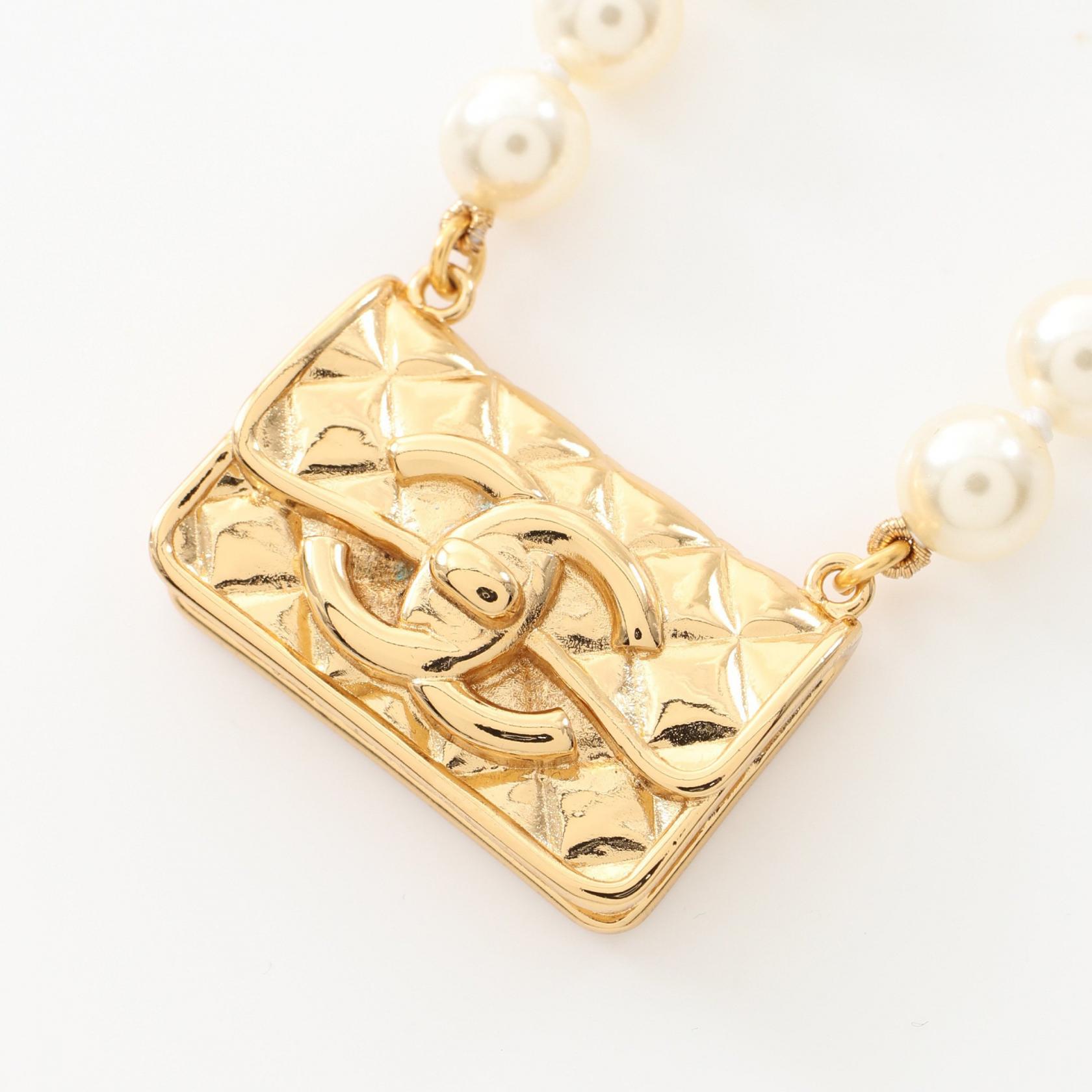 【5％OFFクーポン対象】シャネル CHANEL マトラッセ ネックレス ジュエリー GP（ゴールドメッキ） フェイクパール レディース ゴールド系 / ホワイト系 B23K 【中古】のサムネイル