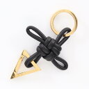 【7%OFFクーポン対象】ボッテガヴェネタ BOTTEGA VENETA トライアングル キーリング キーホルダー アクセサリー レザー レディース ブラック系 / ゴールド系 619100V00508425 【新品】