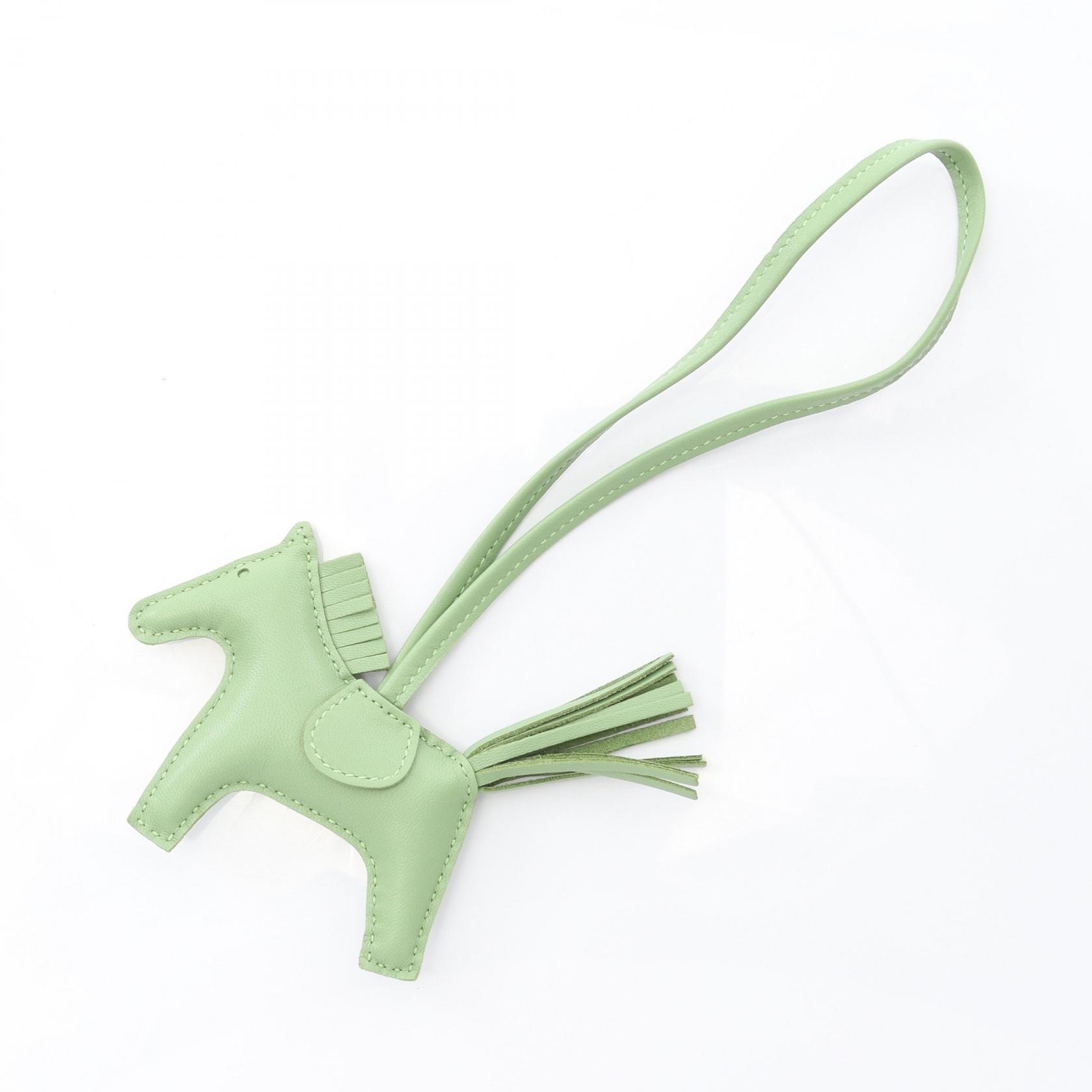 エルメス HERMES ロデオPM ヴェールクリケット チャーム アクセサリー アニョーミロ アニョーミロ レディース グリーン系 【中古】のサムネイル