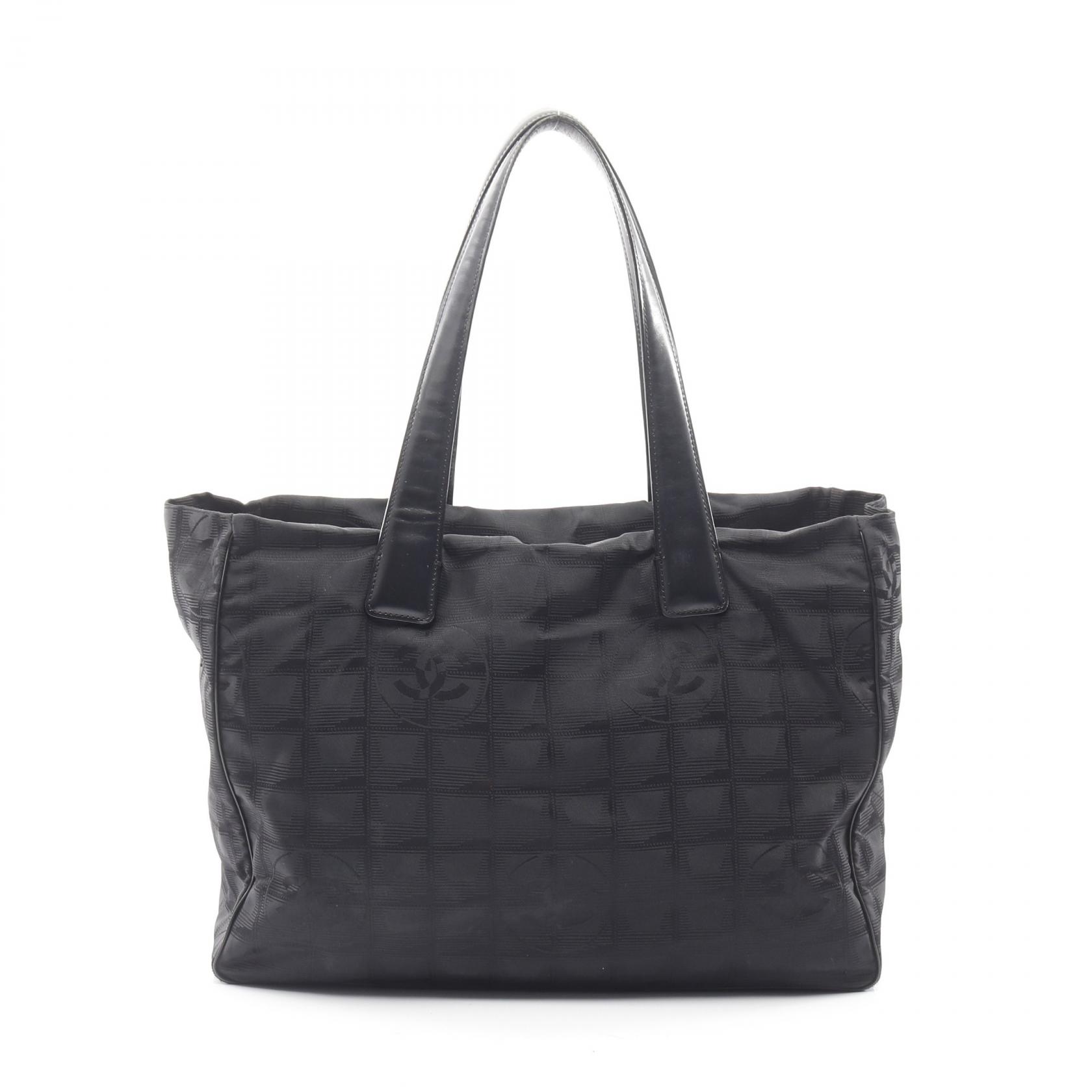 ＼15%OFFクーポン対象／シャネル CHANEL ニュートラベルラインMM トートバッグ バッグ レザー ナイロンキャンバス レディース ブラック系 A15991 【中古】