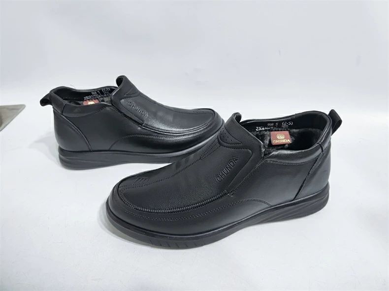 送料無料 防寒靴 メンズブーツ ショートブーツ 牛革 かっこいい 冬 防水 防滑 メンズ 紳士靴 スノーブーツ 通気性 牛革靴 黒