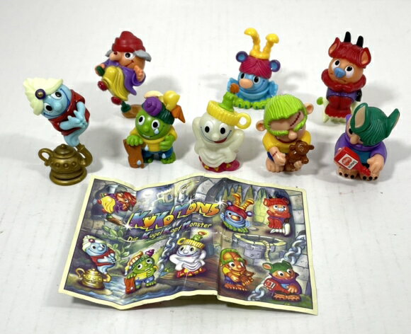 〇【 Kinder Surprise キンダーサプライズ 】『 KUKOMONS 』ドイツ版 おもちゃ おまけ チョコエッグ チ..