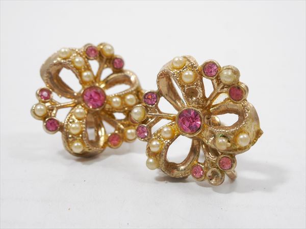 ◎わけあり【 ヴィンテージアクセサリー 】『 ピンクビジュー フラワー イヤリング 』ファッション雑貨 カワイイ レトロ アクセサリー アンティーク デッドスト...