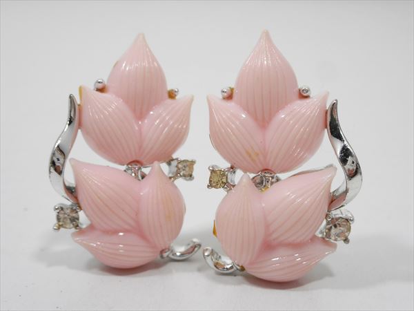 ◎わけあり【 ヴィンテージ アクセサリー 】『 LISNER(リスナー) イヤリング 』海外輸入 ファッション雑貨 カワイイ レトロ コサージュ 1940年代 ...