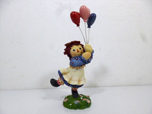 ◎『783676 "I Walk On Air With A Friend Like You" Raggedy Ann & With balloons Figurine』Raggedy Ann and Andy アンティーク レトロ アメリカン雑貨 かわいい 人気 キャラクター アメリカ直輸入 アメリカ雑貨
