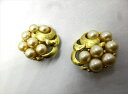 ◎【ヴィンテージアクセサリー/vintage accessories】『 ムーンパール デザイン / イヤリング 』アクセサリー ヴィンテージ ビンテージ 耳飾り イアリング フラワー 丸 ラウンド 月 Moon 海外製 レトロ ファッション雑貨 アメ雑 アメリカン雑貨 雑貨