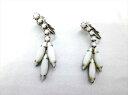 ◎【ヴィンテージアクセサリー/vintage accessories】『 海外製 ホワイトストーン スイング/ イヤリング 』アクセサリー ヴィンテージ ビンテージ 耳飾り イアリング 黒 葉っぱ 海外製 レトロ ファッション雑貨 アメ雑 アメリカン雑貨 雑貨