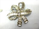 ◎【ヴィンテージアクセサリー/vintage accessories】『 海外製 コサージュ風 リボン / ブローチ 』ヴィンテージ ビンテージ コサージュ ビジュー クリスタル レトロ ファッション雑貨 ヨーロッパ アメ雑 アメリカン雑貨 雑貨