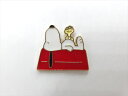 ◎【ピンバッジ/pin badge】『 PEANUTS スヌーピー&ウッドストック 寝転び(赤屋根) / ピンズ 』バッジ バッチ ピンバッチ PINS 映画 ...