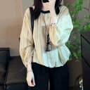 トップス Tシャツ カットソー ブラウス シャツ ストライプ柄 プルオーバー エレガント レディース 大人 可愛い きれいめ カジュアル フェミニン クルーネック パフスリーブ 長袖 ゆったり おしゃれ ベージュ 春 秋 冬 20代 30代 40代 50代