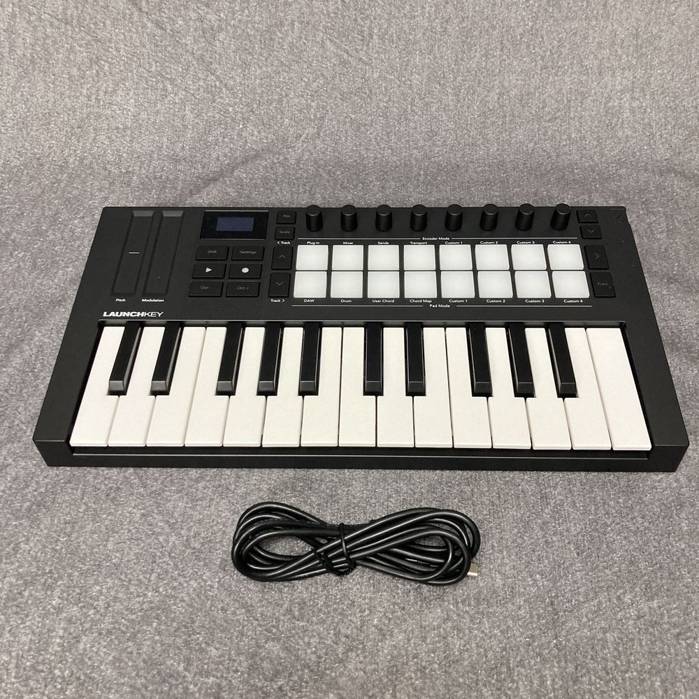 《アウトレット》NOVATION ノベーション Launchkey Mini 25 MK4 MIDIキーボード 送料無料《国内正規品メーカー3年保証》