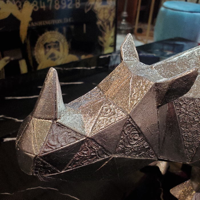 送料無料 アウトレット インスタ映え ラグジュアリー サイ オブジェ Sai ライノセラス rhinoceros 置物 シルバー 銀 キラキラ 存在感抜群 開運 オシャレ 雑貨 プレゼント 贈り物 ギフト リビング 玄関 店舗 ショップ ディスプレイ  ミキインテリア