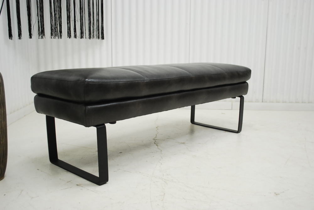 アウトレット 送料無料 展示品 現品限り ベンチソファー ソフトレザー 幅135cm リビングダイニング 上品なブラック 黒 家具 ミキインテリア [3]