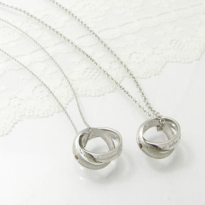 ペアネックレス close to me ペアシルバーネックレス2連リング メッセージ ペアネックレス レッドダイヤモンド フランス語 SN13-209S【ペンダ...
