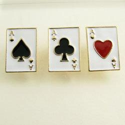 トランプ エース ハート クローバー スペード ピンブローチ ブローチ ラベルピン ks28001【ラペルピン】【カード】【メンズ】【結婚式】【レディース】