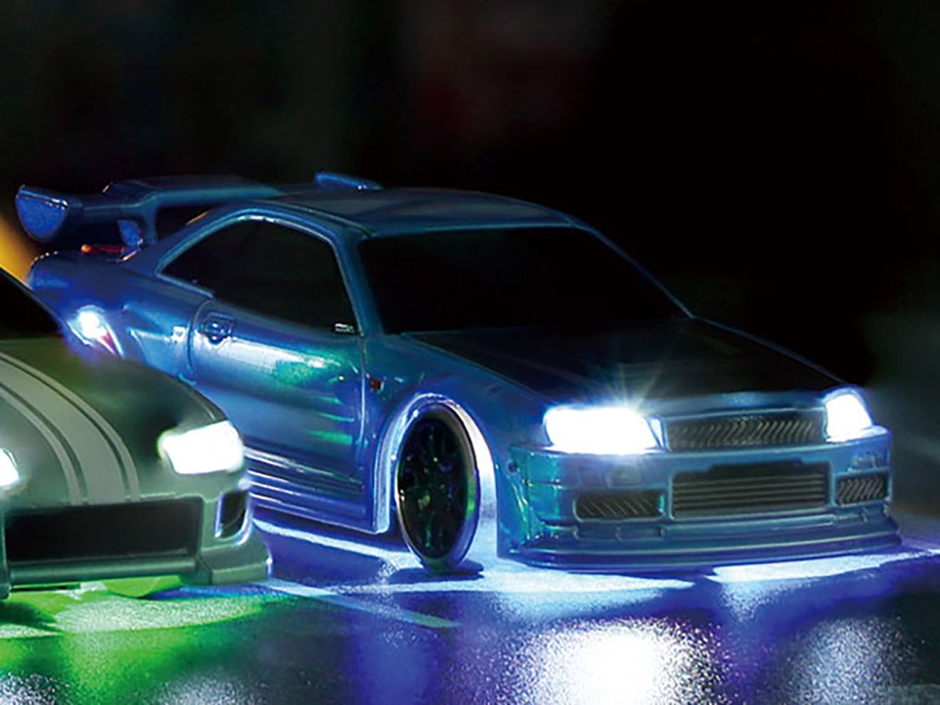 TURBO RACING 1/76スケール ドリフトカー C64ブルー◆手のひらサイズの超コンパクトなラジコンカー 特殊金属タイヤでリアルなドリフト走行が可能