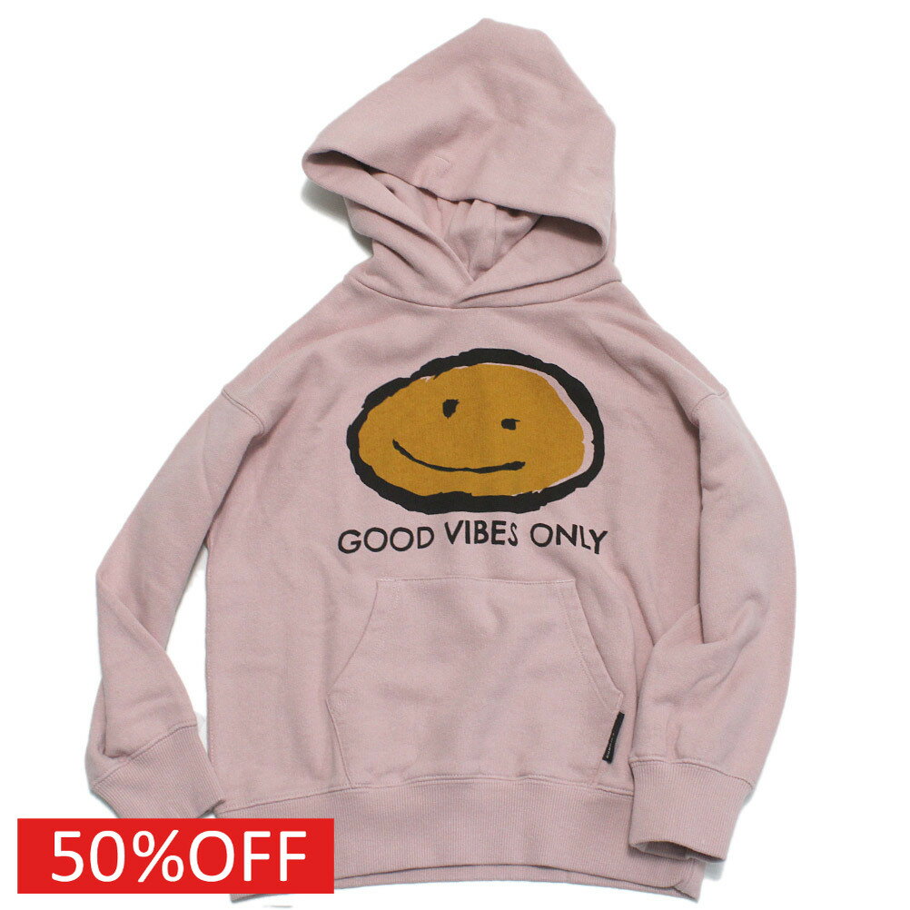 “ニードルワークス”の柔らか裏毛スマイルパーカー・手書き風のスマイルマークが目を惹くフーディー・程よい肉感のコットン裏毛を採用・着回しやすいレギュラーシルエット本体　綿100%リブ　綿95%　ポリウレタン5%オフホワイトトップグレーメーカー希望小売価格はメーカーカタログに基づいて掲載しています関連キーワード:子供服 キッズ 男の子 女の子 ガールズ ボーイズ 女子 男子 ジュニア ユニセックス ウィメンズ レディース 大人 ピンク 120cm 130cm 140cm 150cm 1(160)cm 2(LADIES/M)cm nee2225126トップ&nbsp;>&nbsp;セール&nbsp;>&nbsp;ブランド一覧&nbsp;>&nbsp;ナ&nbsp;>&nbsp;ニードルワークス(NEEDLE WORKS)トップ&nbsp;>&nbsp;ブランド一覧&nbsp;>&nbsp;ナ&nbsp;>&nbsp;ニードルワークス(NEEDLE WORKS)トップ&nbsp;>&nbsp;アイテム一覧&nbsp;>&nbsp;トップス&nbsp;>&nbsp;パーカートップ&nbsp;>&nbsp;セール&nbsp;>&nbsp;アイテム一覧&nbsp;>&nbsp;トップス&nbsp;>&nbsp;パーカートップ&nbsp;>&nbsp;レディース&nbsp;>&nbsp;トップス&nbsp;>&nbsp;パーカーサイズ(cm)1201301401501(160)2(LADIES/M)着丈(BC)4347.551556163身幅424548515758ゆき丈565966727879採寸結果は全てセンチ表記です。商品により多少の誤差がございます。目安とお考え下さい。※BCはバックセンター（首から裾までの後中心）です。※SNPはサイドネックポイント（肩から裾までの直線で計測した長さ）です。生地の透け感なしあり生地の厚み薄手普通厚手生地の伸縮性なしややありあり裏地なしあり裏起毛a175a178a244a246a248a254a364a