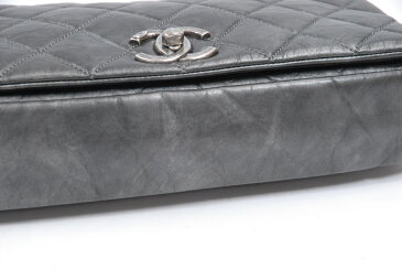 CHANEL シャネルマトラッセ2012 パリ ボンベイコレクション2Way チェーンショルダーバッグ A67129メタリック シルバー金具中古 送料無料