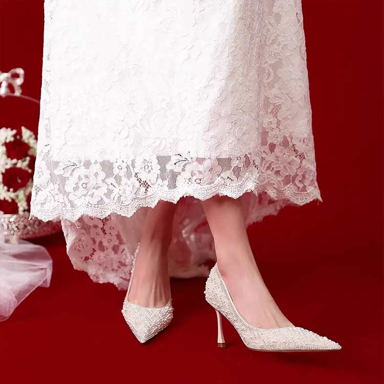 Harerunoのパンプス ポインテッドトゥ 4cm/6cmヒール ウエディングシューズ 結婚式 パールパンプス ウエディング ブライダルシューズ パール付き シューズ ドレスシューズ 痛くない 疲れない ローヒール キラキラ 挙式 花嫁 靴 披露宴｜アングル2