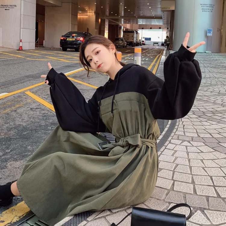 フェイクレイヤード シンプル カジュアル 送料無料 通学 きれいめ パーカーワンピース 長袖 ミモレ丈 ワンピース ドッキング 長袖 カジュアル プルオーバーパーカー 秋 切り替え ウェストベルト付き 通勤 ロングワンピース S M L フード付き