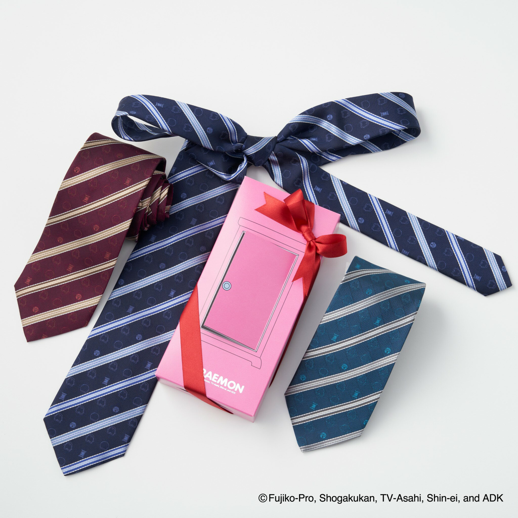 NEW！★ドラえもん★ドラえもん　ネクタイアイコンストライプ　ネイビーギフト プレゼント シルク100%　..