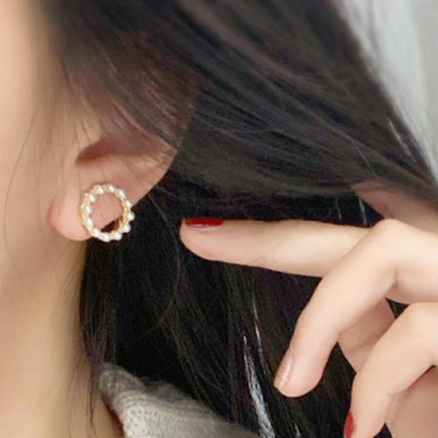 イヤーカフ pearl ring 2点 セット 両耳 レディース パール ゴールド おしゃれ アクセサリー 女性 ギフト 彼女 女友達 妻 ママ友 誕生日 プレ...